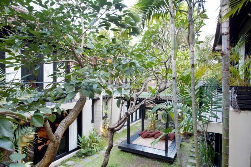 Hostal S'cape Condotel