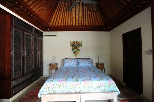Villa Bulan Mas