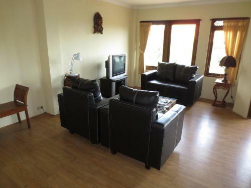 Hostal Nuriani Guest House
