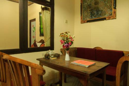Kt. Kuaya Home Stay