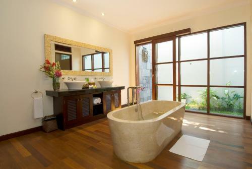 Ellora Villa