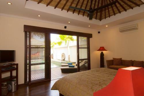 Ellora Villa