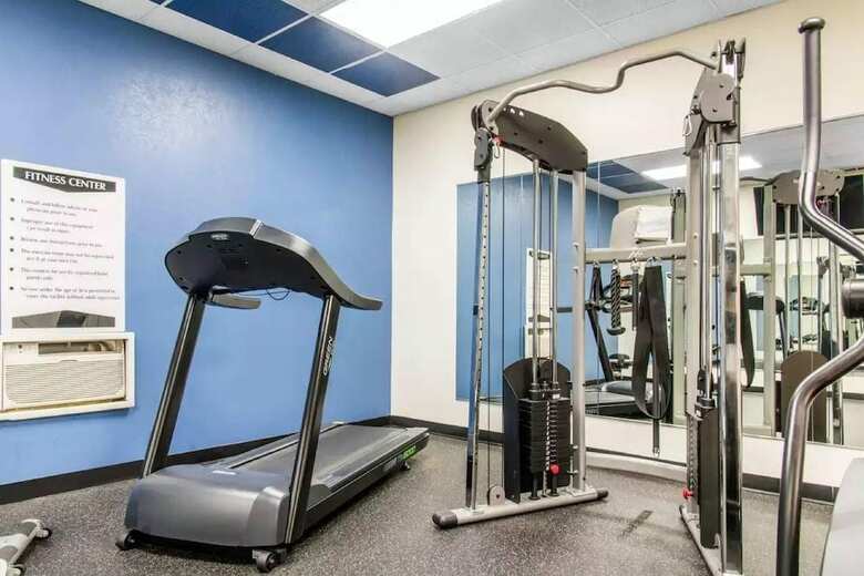 Hotel Comfort Inn Airport