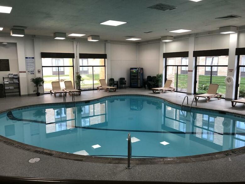 Hotel Comfort Inn Airport