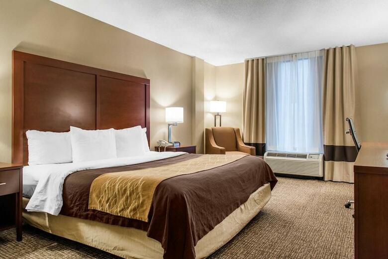 Hotel Comfort Inn Airport
