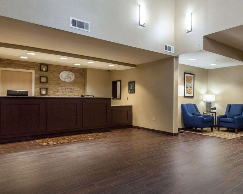Hotel Comfort Suites Central/i-44