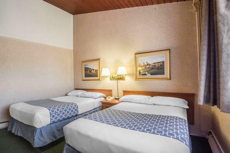 Hotel Econo Lodge Motel Village