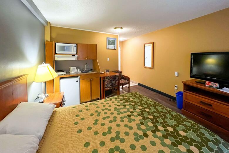 Hotel Econo Lodge Motel Village