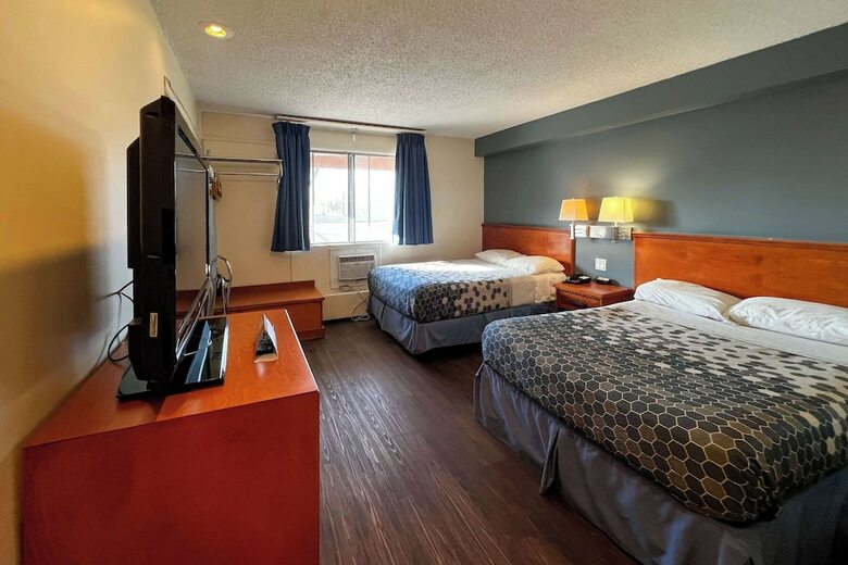 Hotel Econo Lodge Motel Village