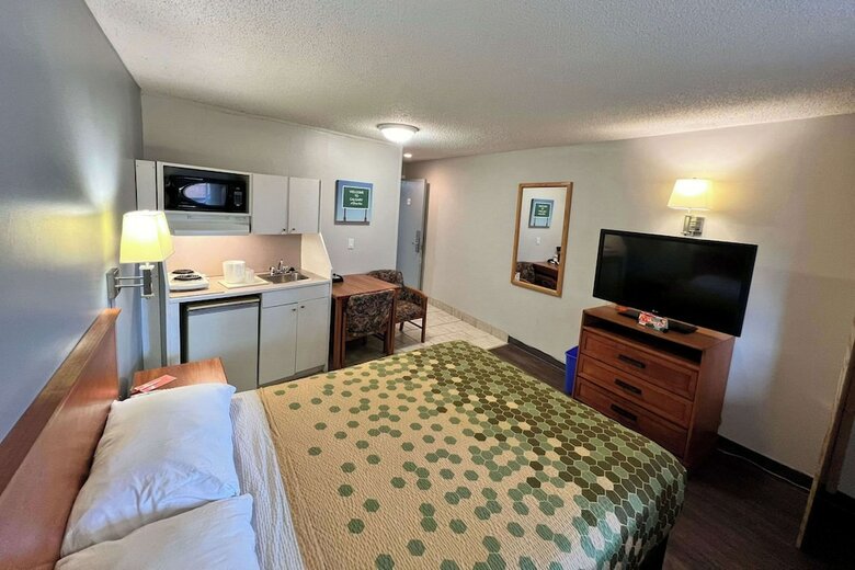 Hotel Econo Lodge Motel Village