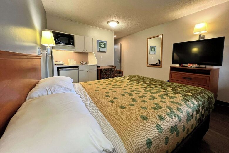 Hotel Econo Lodge Motel Village