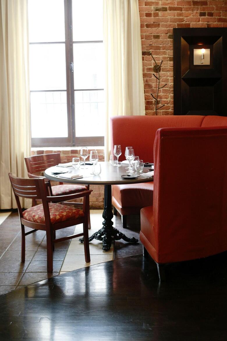 Nelligan Hotel