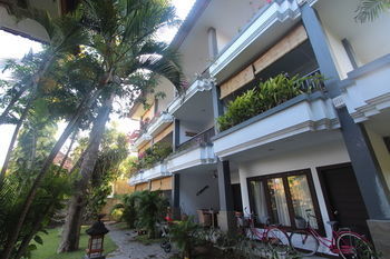 Taman Agung Hotel