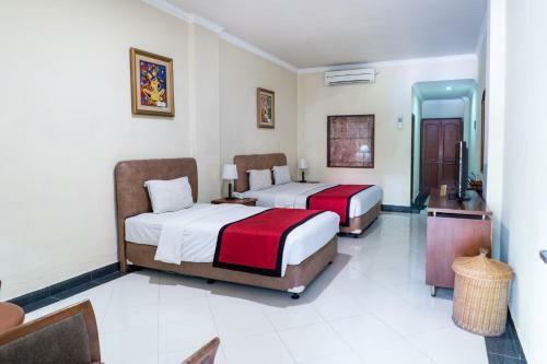 Maxi Hotel, Restaurant And Spa