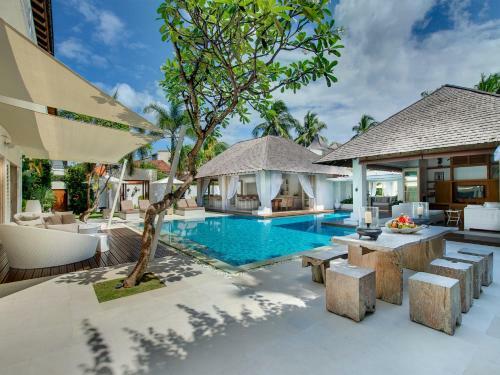 Villa Jajaliluna - An Elite Haven