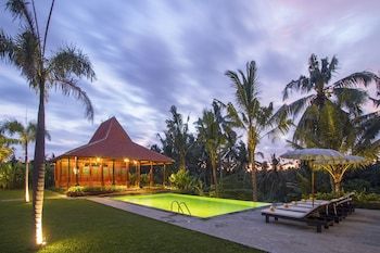 Hotel Pertiwi Bisma 1