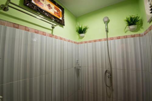 Hostal Radha Home Stay
