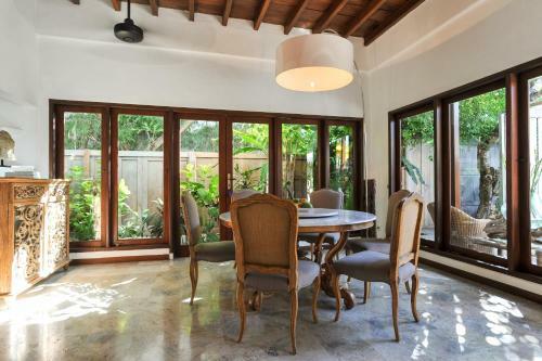 Villa De Siam