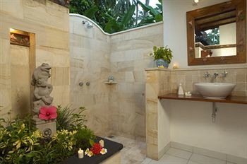Hotel Lotus Bungalows