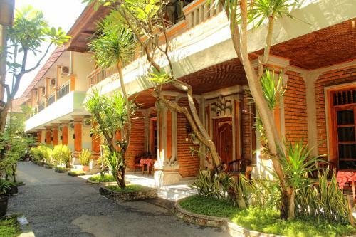 Sayang Maha Mertha Hotel
