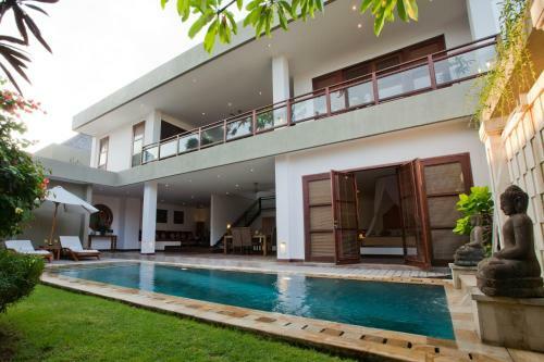 Danoya Villa