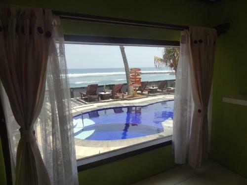 Hostal Segara Wangi Beach Cottages