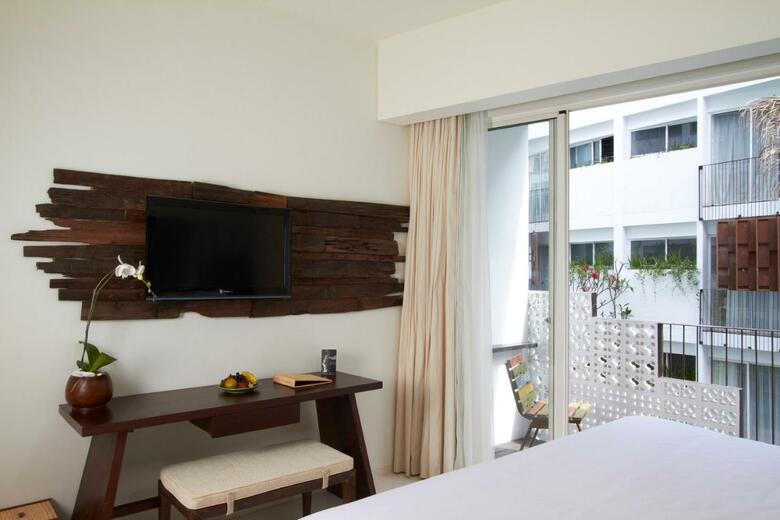 Hotel The Akmani Legian
