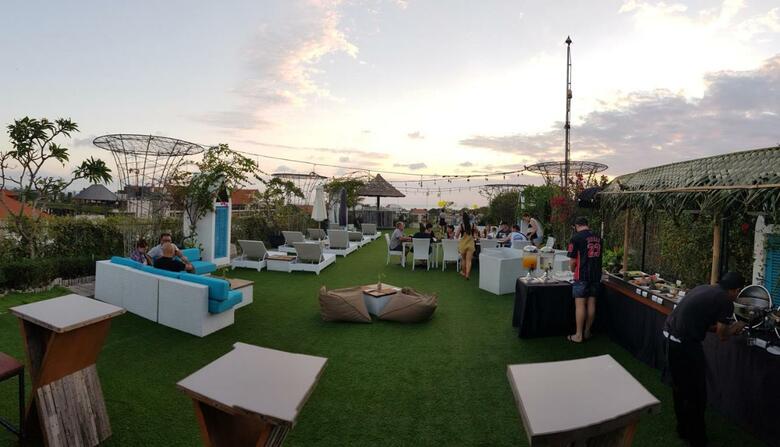 Hotel The Akmani Legian