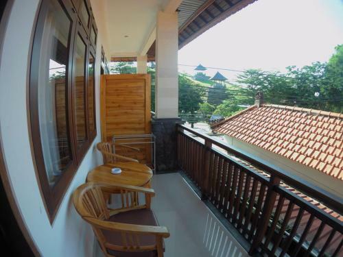 Hostal Agus Tri Homestay