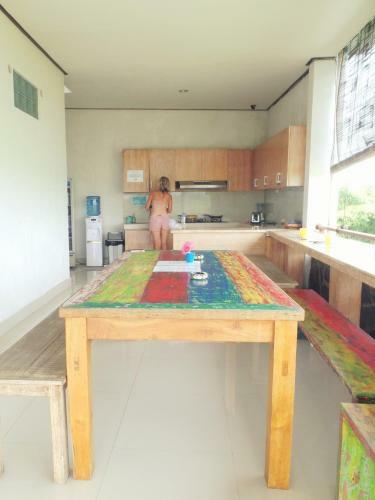 Hostal Matra Bali Surf Camp