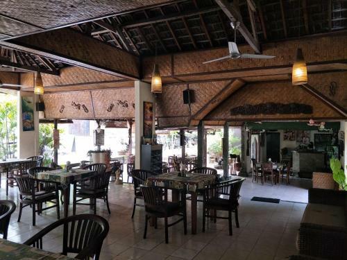 Temple Cafe & Seaside Cottages