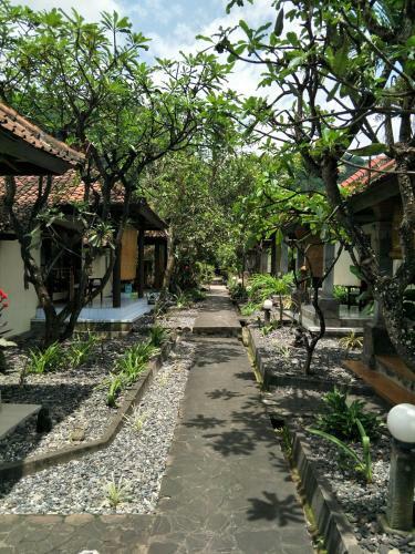 Temple Cafe & Seaside Cottages