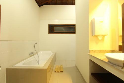 Hostal Mahanadewi Villa