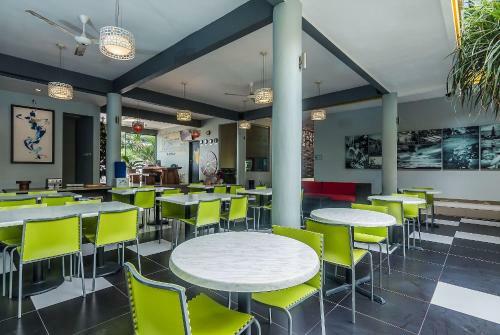 Hotel Zenrooms Legian Dewi Sri