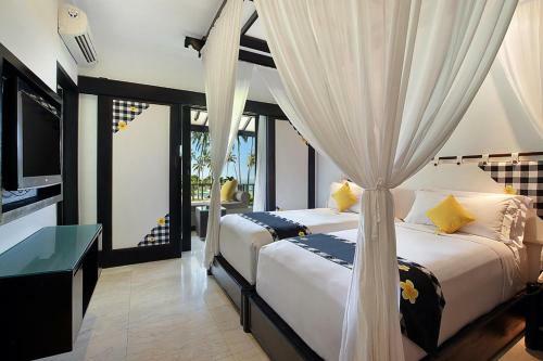 Hotel Candi Beach Resort & Spa