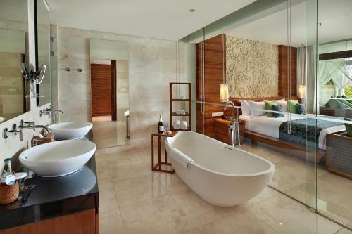 Hotel Candi Beach Resort & Spa
