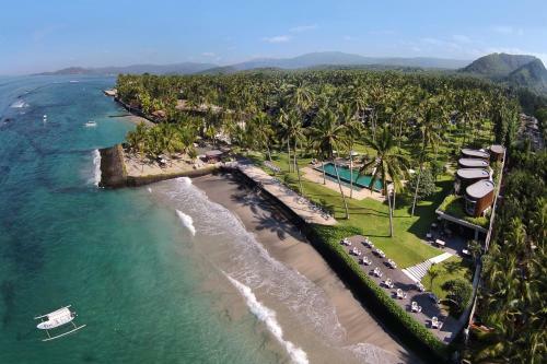 Hotel Candi Beach Resort & Spa