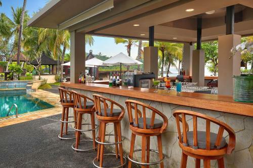 Hotel Candi Beach Resort & Spa