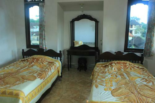 Hostal Sunarta House Homestay