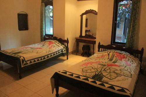 Hostal Sunarta House Homestay