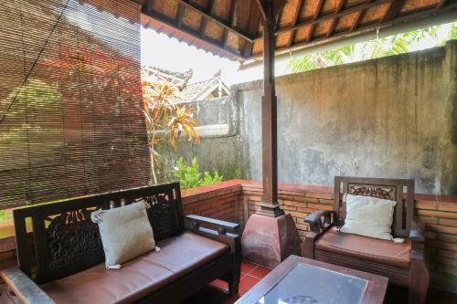 Hostal Sunarta House Homestay