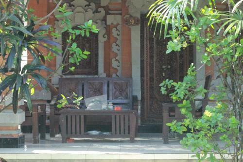 Hostal Sunarta House Homestay