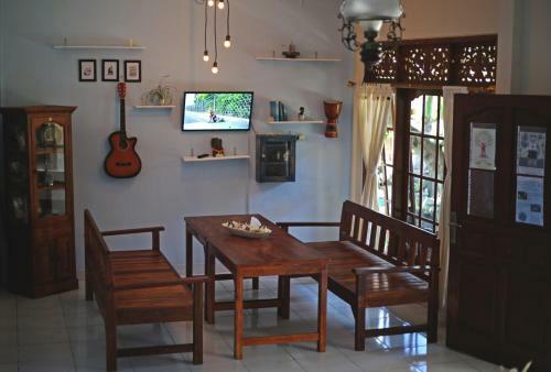 Hostal Surfers House
