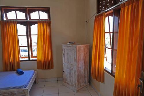 Hostal Surfers House