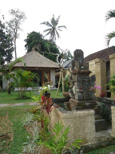 Suka's House Bed & Breakfast