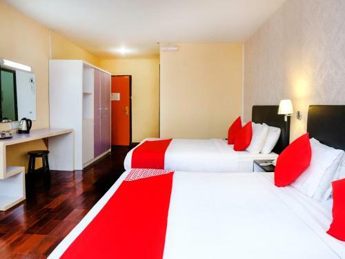 Grand City Hotel II