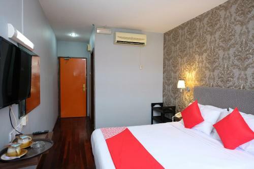 Grand City Hotel II