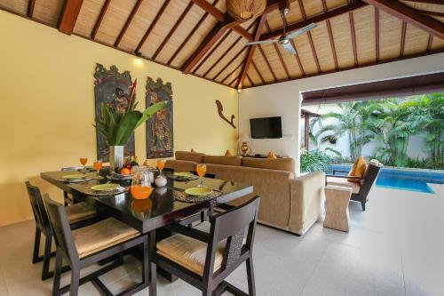 Villa Sepuluh