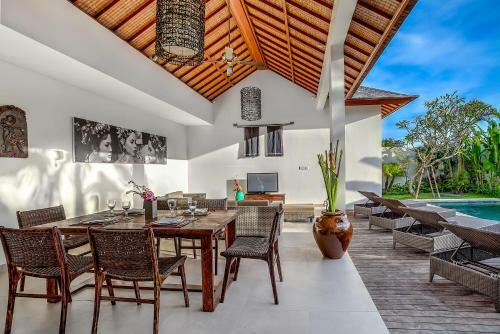 Echo Beach Villa