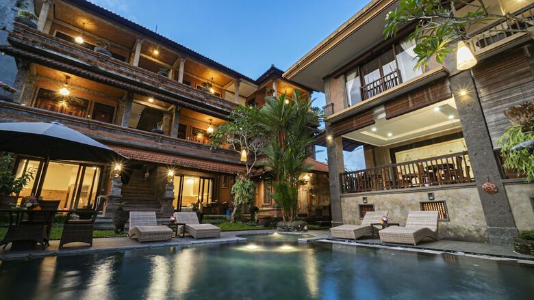 Hostal Kunang Kunang Guest House